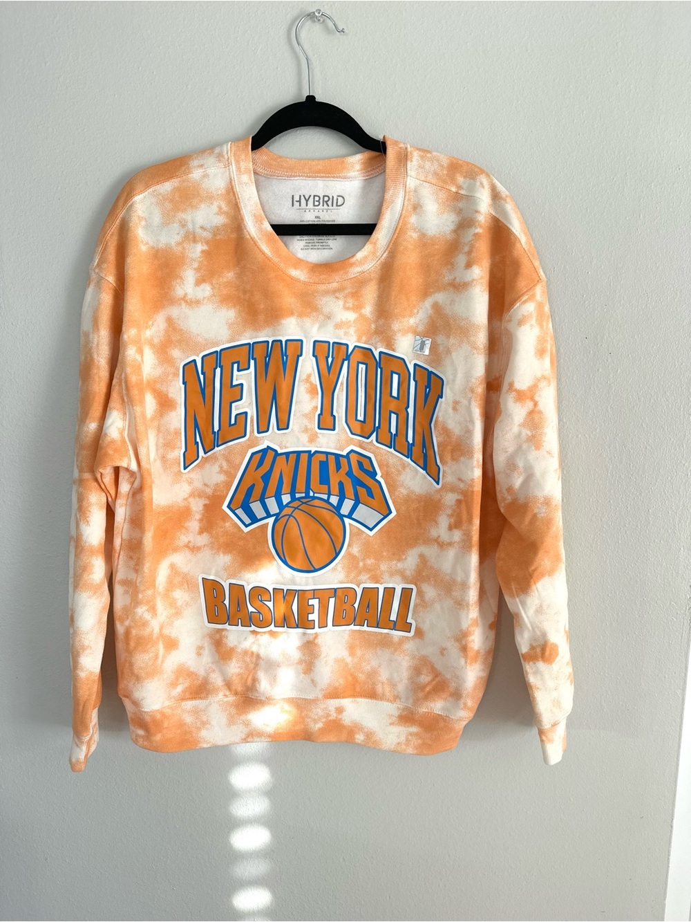 Hybrid Apparel Peach and Black Crewneck Label Detail